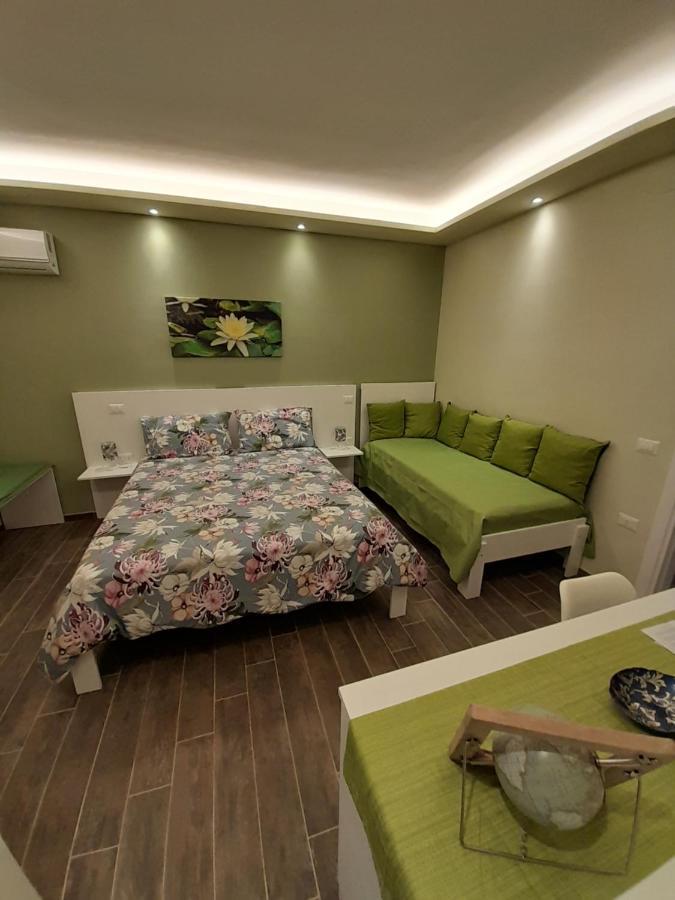 L'Oasi Di Venere Bed And Breakfast 카세르타 외부 사진