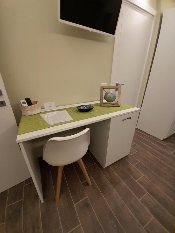 L'Oasi Di Venere Bed And Breakfast 카세르타 외부 사진