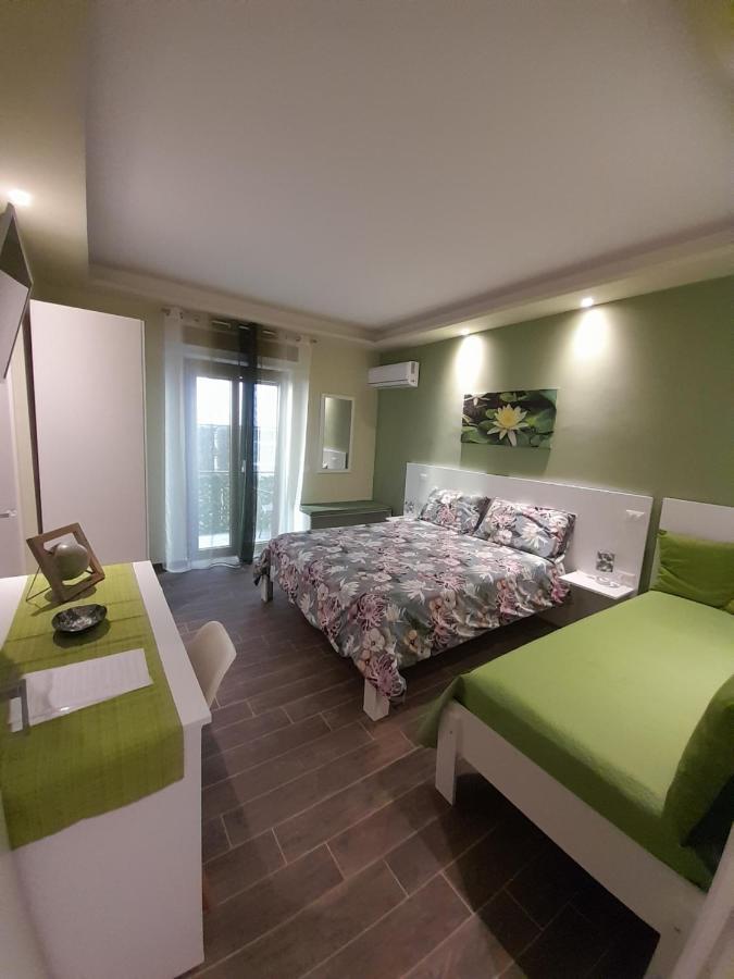 L'Oasi Di Venere Bed And Breakfast 카세르타 외부 사진