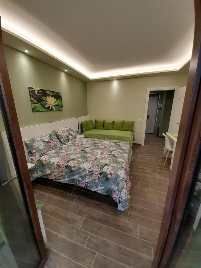 L'Oasi Di Venere Bed And Breakfast 카세르타 외부 사진